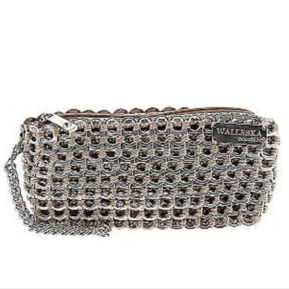 WALLESKA ECOCHIC Silver Pop Tab Clutch Handmade Eco Sustainable Bag - Picture 4 of 4